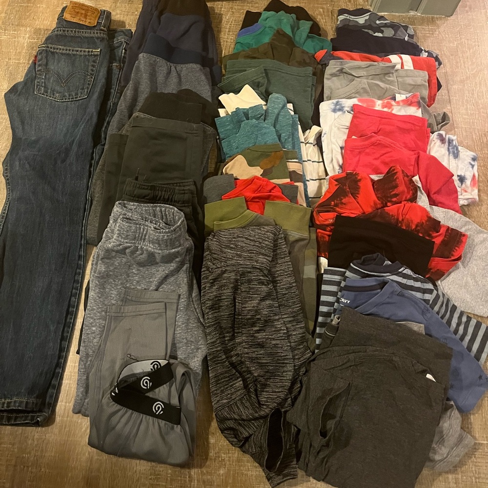 HUGE Bundle of Boys Clothes